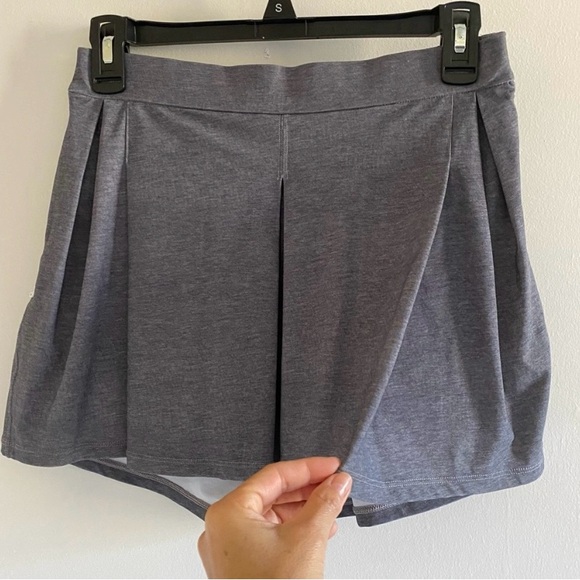 Lululemon Athletica & go City Beautiful Skort Activewear Gray Heathered Size 6 - Picture 4 of 16